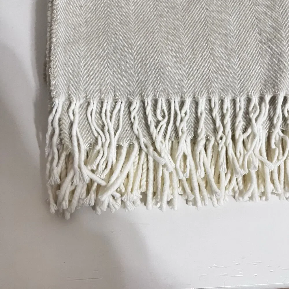 Lands Downunder Italian Herringbone Fringed Beige Throw Blanket Soft Italy